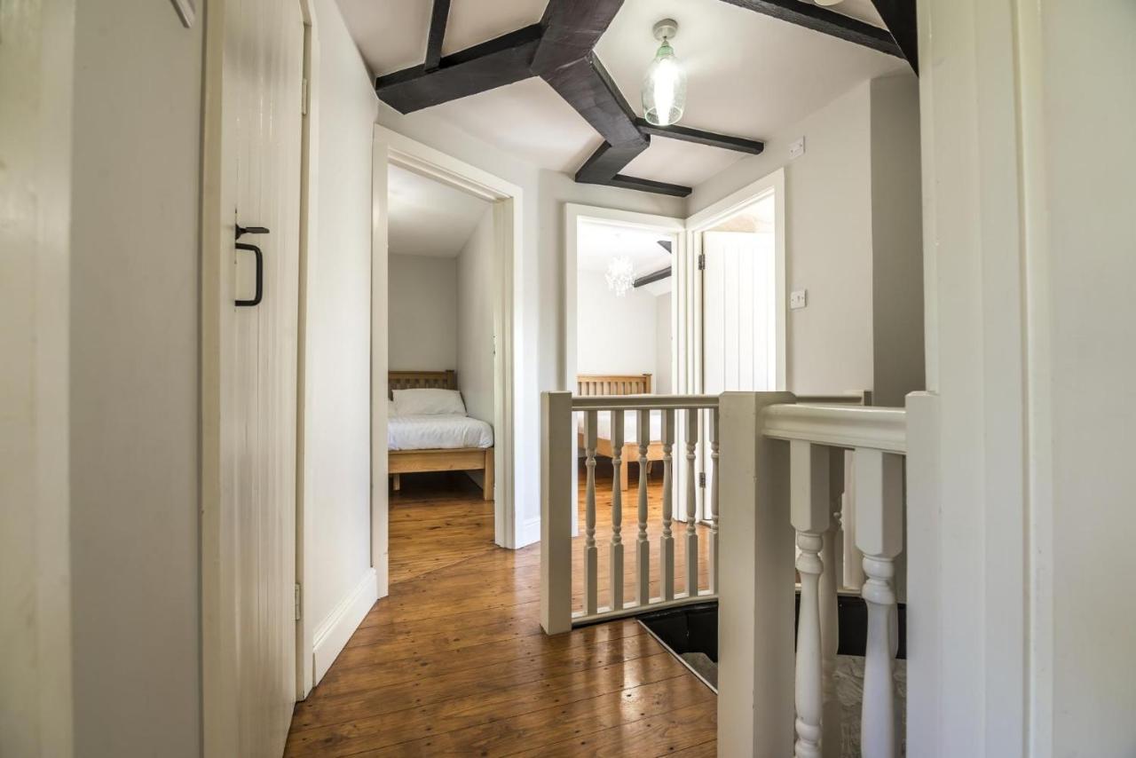 Barn Conversion - Hot Tub - Penally - Tenby Экстерьер фото